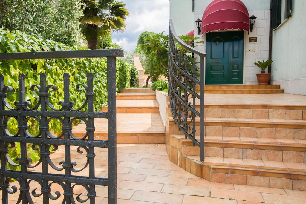 Villa Sveta Eufemija - Bed And Breakfast 로비니 외부 사진